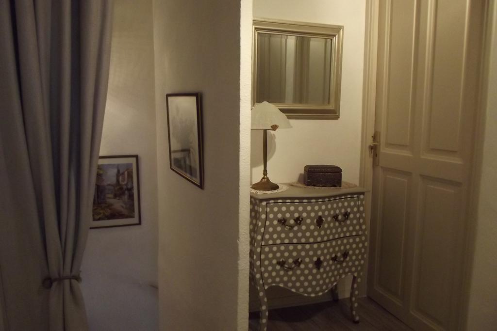 Mas De La Coucourde Bed & Breakfast Paluds de Noves Exterior photo